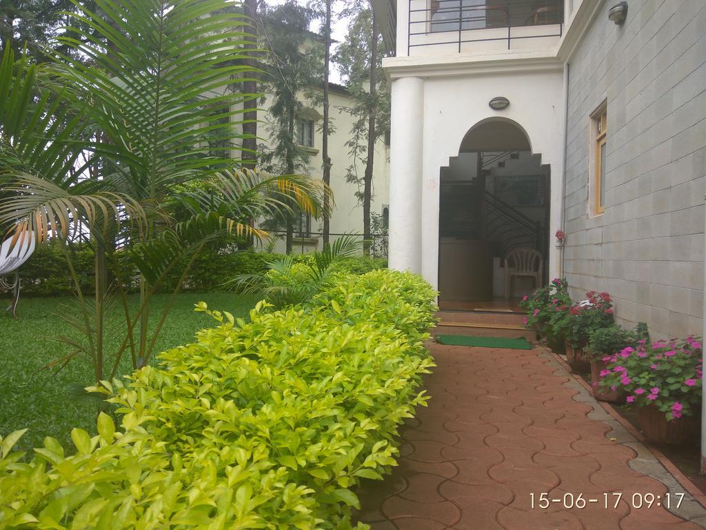 Trinity House Bed & Breakfast Panchgani Exterior photo